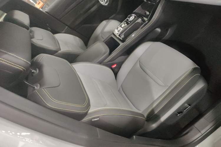 Used Ford Equator Sport New Energy 2025 Luxury Plus Version