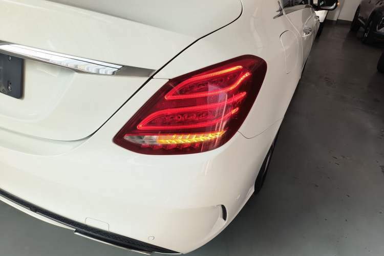 Used Mercedes-Benz C-Class 2017 Restyled C 180 L Fashion Edition Sport Version
