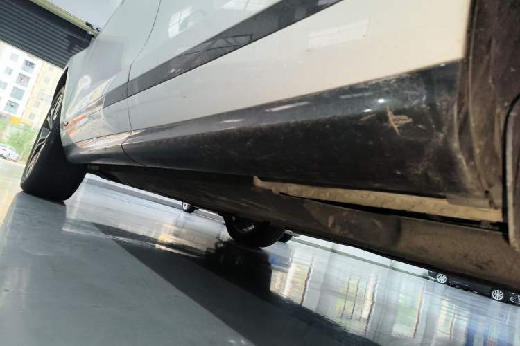 Used Land Rover Range Rover Evoque 2021 Range Rover Velar 249 PS R-Dynamic S Performance Edition
