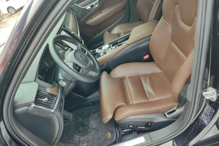 Used Volvo S90 2023 B5 Zhiyuan Luxury Edition