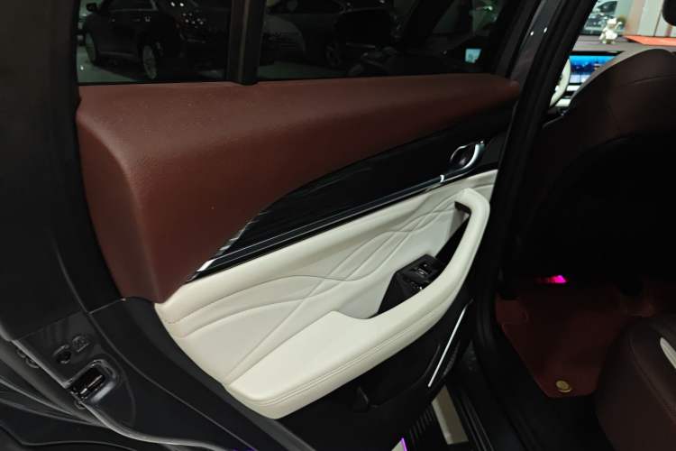 Used Geely Auto Monjaro L 2021 2.0TD DCT EVO Two-Wheel Drive Smart Luxury Version
