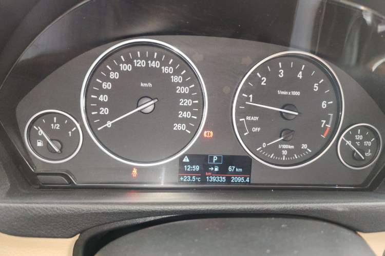 Used BMW 3 Series 2016 316i Fashion Model
