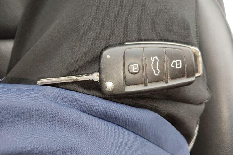 Used Audi Q3 2015 35 TFSI Comfort Model