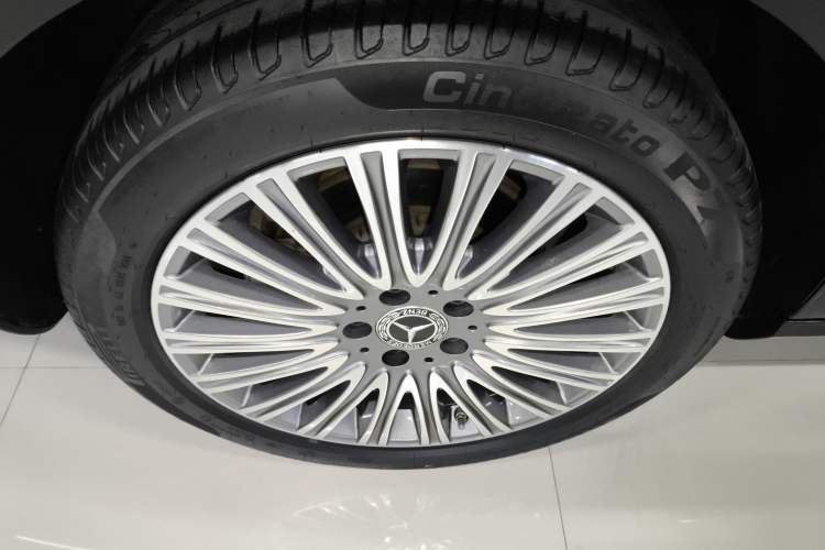 Used Mercedes-Benz E-Class 2022 Revised Version E 300 L Fashion Edition
