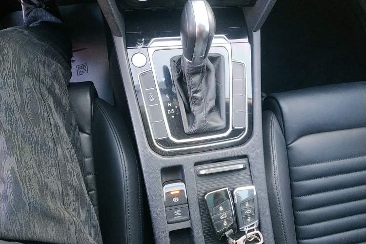 Used Volkswagen Magotan 2019 330TSI DSG Luxury Version China VI Standard