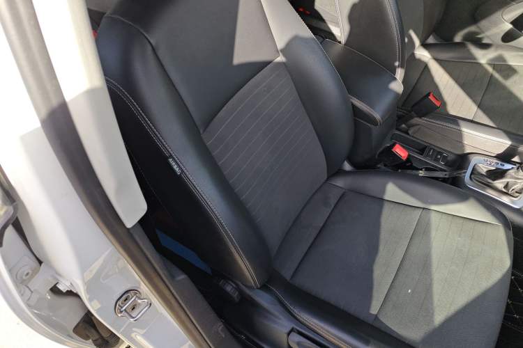 Used Volkswagen Tiguan 2016 280TSI Automatic Two-Wheel-Drive Silk Road Style Edition