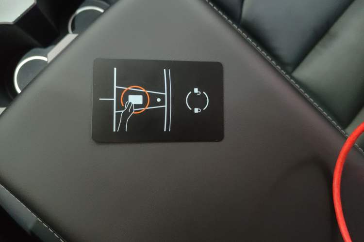 Used Tesla Model Y 2023 Long-Range All-Wheel-Drive Version
