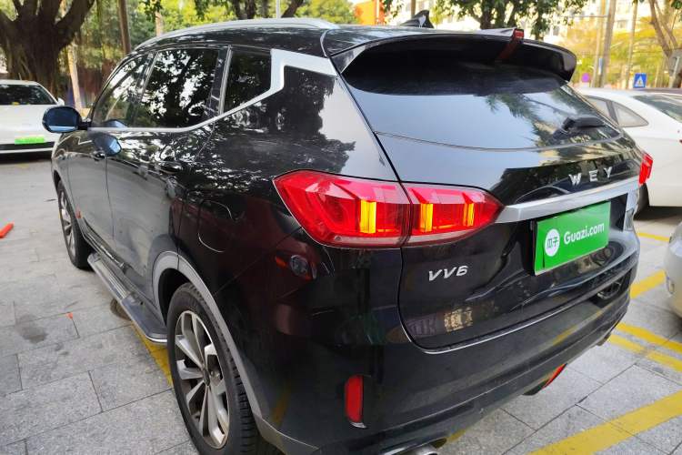 Used Wey VV6 2018 2.0T Two-Wheel-Drive Ultra-Luxury Version China V Standard
