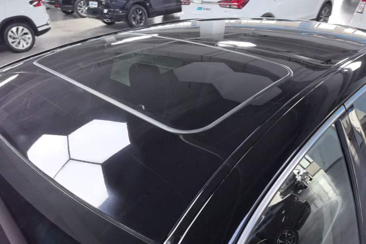 Used Toyota Crown 2018 2.0T Sport Edition
