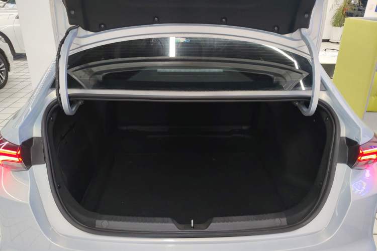 Used GAC Trumpchi EMPOW 2023 Shadow Leopard H Smart Hybrid Edition
