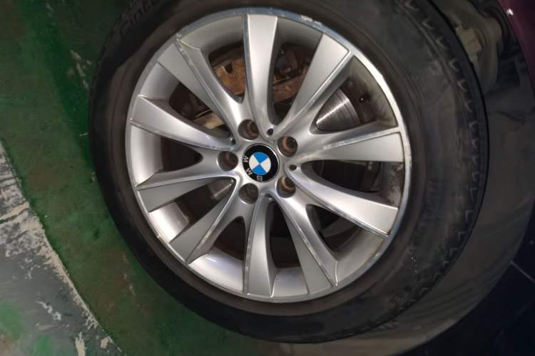 Used BMW 5 Series GT 2015 528i Leading Model
