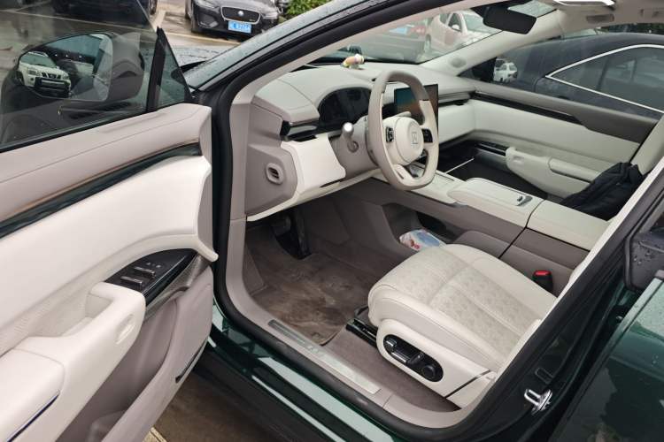 Used Zeekr 7X 2025 100kWh Long-Range All-Wheel Drive Intelligent Driving Version