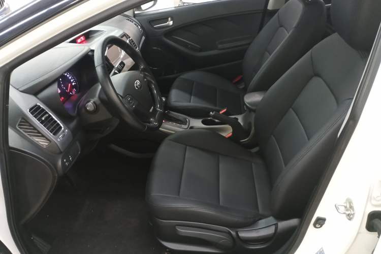 Used Kia K3 2015 1.6L Automatic GLS
