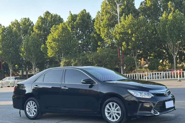 Used Toyota Camry 2016 2.0G 10th Anniversary Leading Edition