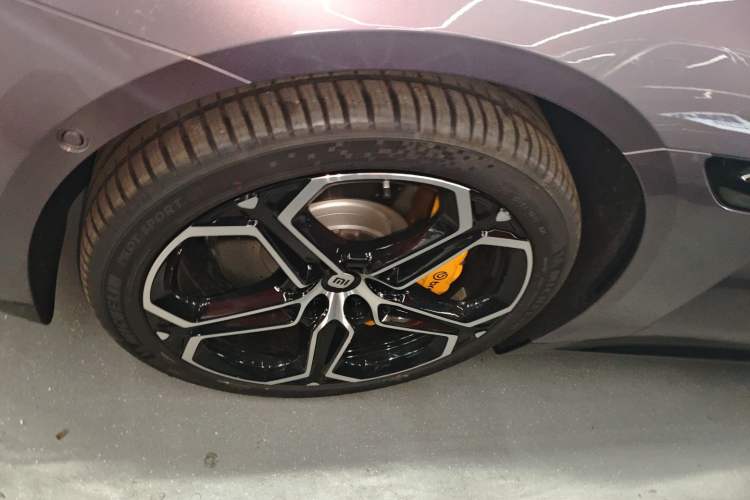 Used  SU7 2024 Rear-Drive Long-Range Intelligent Driving Version
