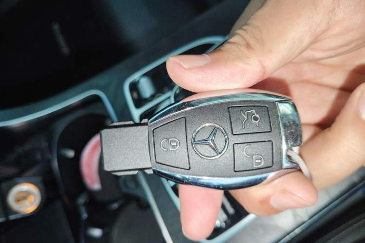 Used Mercedes-Benz C-Class 2017 Facelift C 200 L Sport Edition