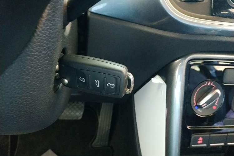 Used Volkswagen Beetle 2018 180TSI Yile Model
