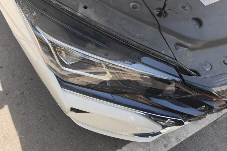 Used Dongfeng Aeolus Yixuan MAX 2021 1.5T Ultra-Stylish Trendsetter Edition
