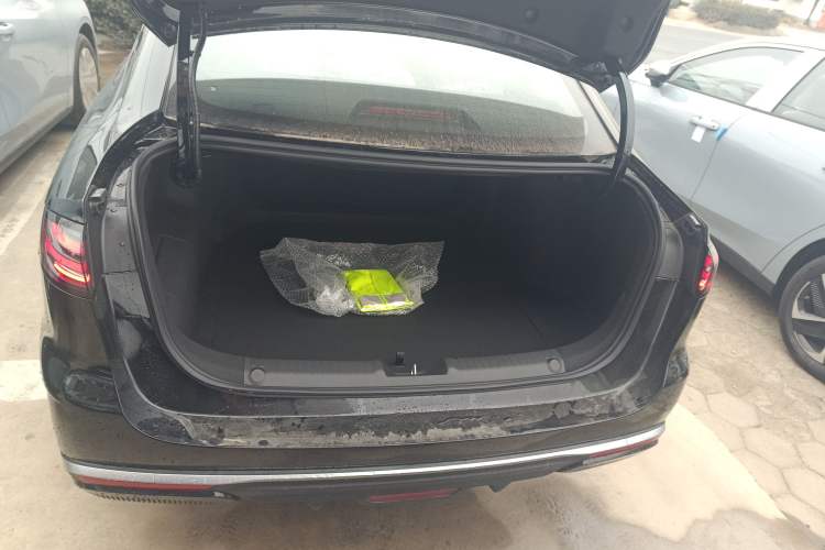 Used  Galaxy Stellar 6 2026 Model 60km Free-Style Edition