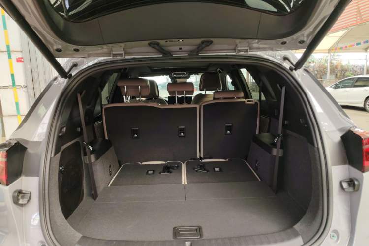 Used BYD Tang New Energy 2025 DM-i 115KM Flagship Model
