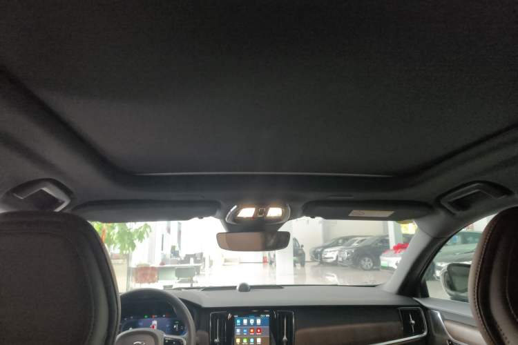 Used Volvo S90 New Energy 2025 Plug-in Hybrid Four-Wheel Drive Long-Range Luxury Smart Edition
