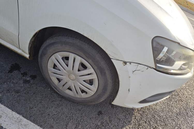 Used Volkswagen Polo 2014 1.4L Manual Fashion Edition