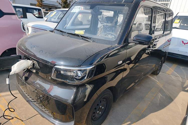 Used Wuling Zhiguang New Energy 2025 Standard Model