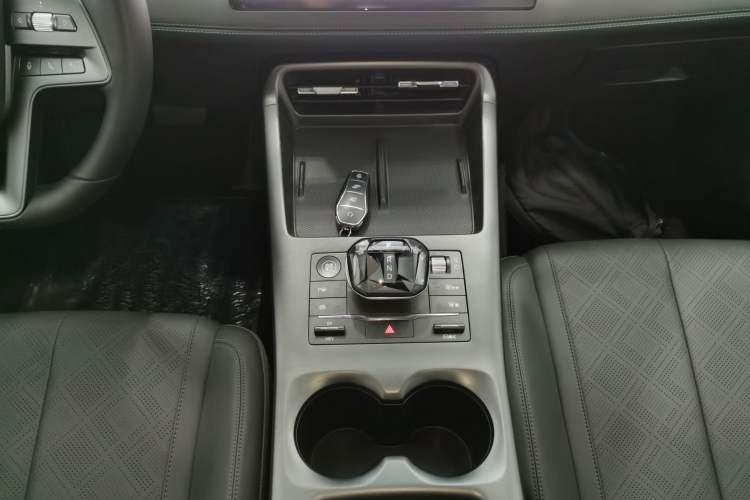 Used BYD Qin PLUS 2025 DM-i Smart Drive 55KM Beyond Model
