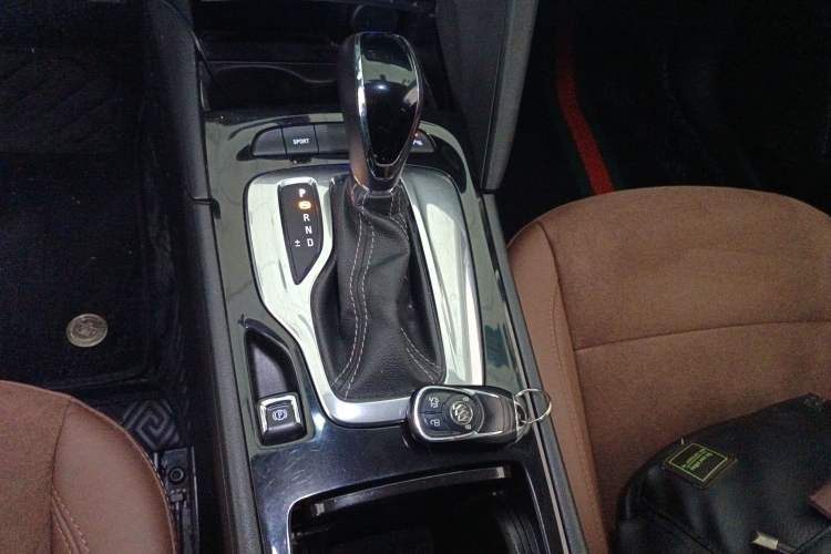 Used Buick Regal 2019 20T Elite Version China V Standard
