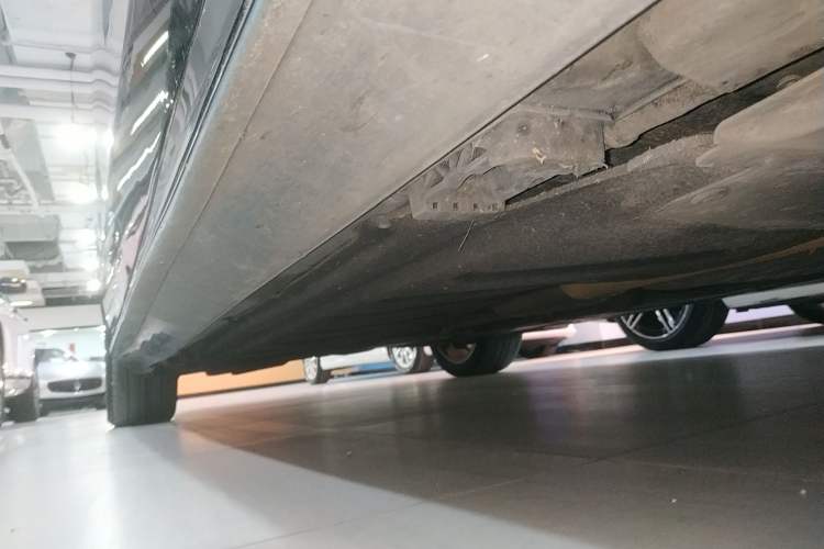 Used Mercedes-Benz E-Class 2019 E 300 L Sport Luxury Edition
