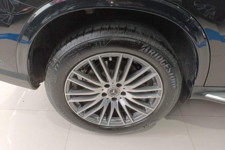 Used Mercedes-Benz GLC 2024 GLC 300 L 4MATIC Dynamic Edition 5-seater
