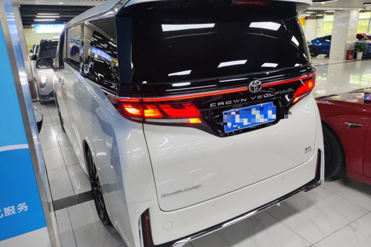 Used Toyota Vellfire 2024 Crown Dual-Engine 2.5L Supreme Executive Edition