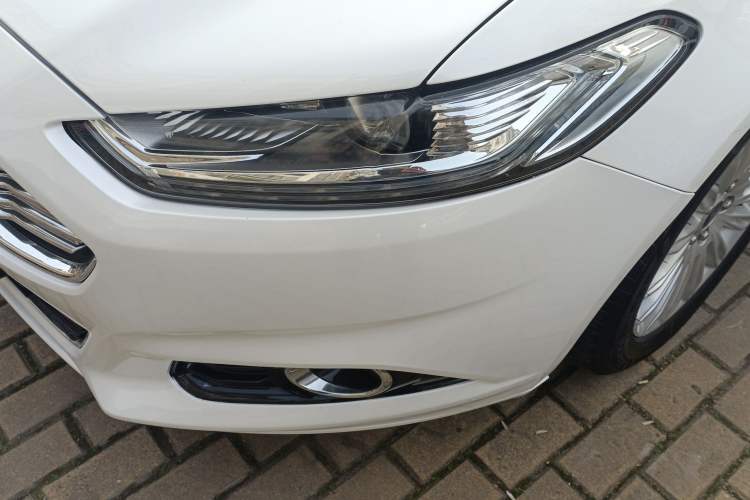 Used Ford Mondeo 2013 2.0L GTDi 200 Luxury Model