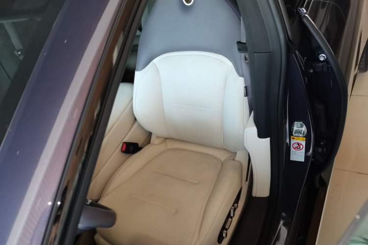 Used  12 2024 650 Three-Laser All-Wheel Drive GT Version
