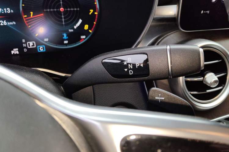 Used Mercedes-Benz GLC 2020 Facelift GLC 260 L 4MATIC Luxury Edition
