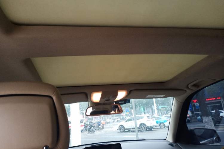 Used Mercedes-Benz GLK-Class 2015 GLK 260 4MATIC Fashion Edition Ultimate Version
