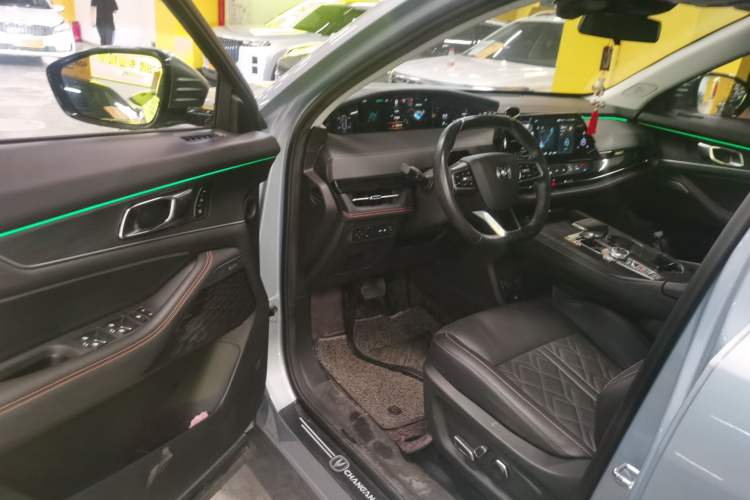 Used Changan UNI-K 2021 2.0T Prestige Edition
