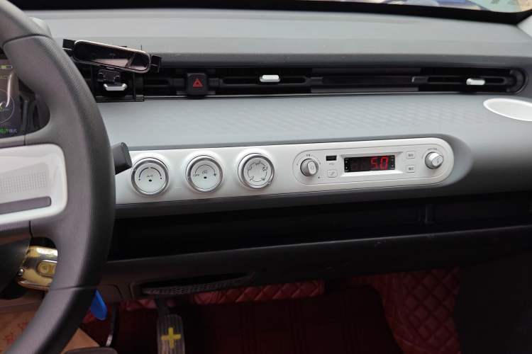 Used Wuling Hongguang MINIEV 2022 GAMEBOY 300km Enthusiast Model with Lithium Iron Phosphate