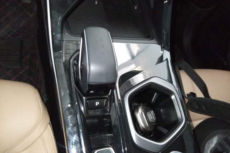 Used Geely Auto FX11 2023 1.5TD DCT Prestige Edition
