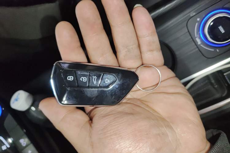 Used Buick Velite 6 2023 430km Range Commuter Version
