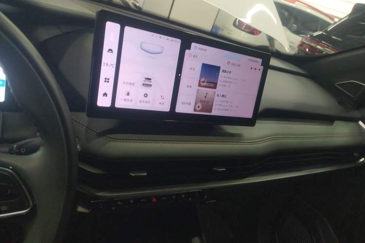 Used Geely Auto Haoyue L 2023 2.0T DCT Prestige Edition