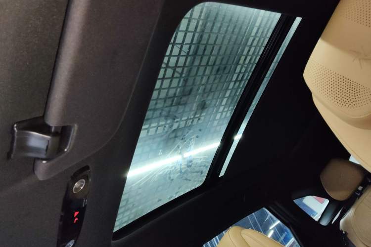 Used  L7 2023 1.5T 115 km Starship