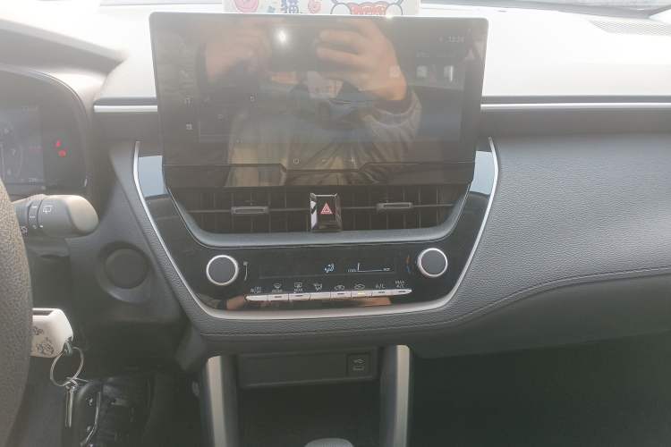 Used Toyota FRONTLANDER 2023 2.0L CVT Elite Edition
