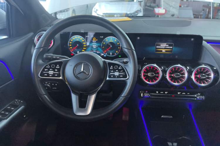 Used Mercedes-Benz GLA 2022 Facelifted GLA 200
