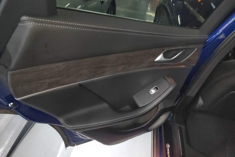 Used  SF5 2021 Four-Wheel Drive Freedom Expedition Edition
