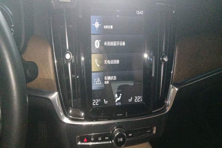 Used Volvo S90 New Energy 2019 T8 e-Drive Hybrid Intelligent Luxury Version China VI Standard