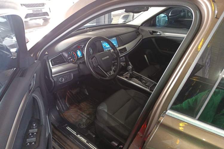 Used Haval H7 2016 Blue-Label H7 2.0T Automatic Luxury Model
