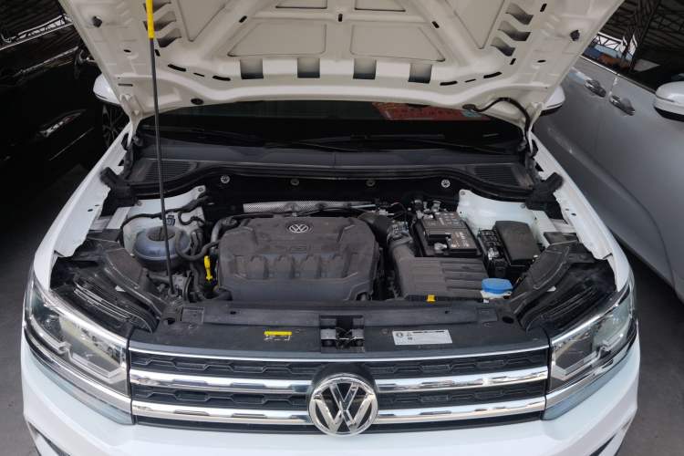 Used Volkswagen Tharu 2019 330TSI Four-Wheel Drive Luxury Edition China VI Standard
