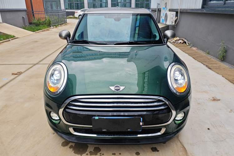 Used  MINI 2016 1.5T COOPER SEVEN Five-Door Edition
