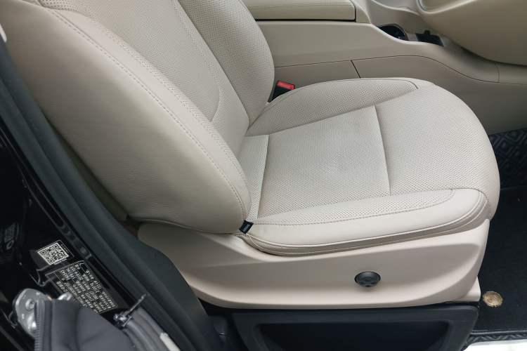 Used Mercedes-Benz V-Class 2018 V 260 L Prestige Extended Version China VI